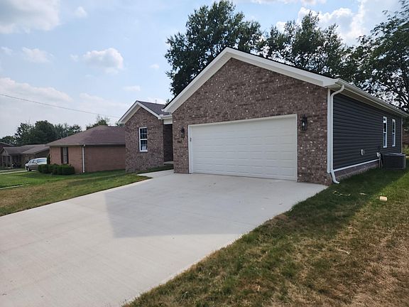 2nd image of 983 Spanish Grove Dr