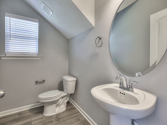 4th image of 212 Eusa Cantrell Ln