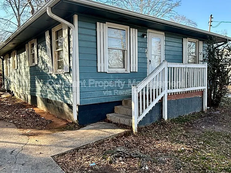 202 Realty St — Photo 1