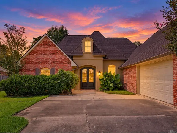 13860 Cobblestone Dr, Denham Springs, LA 70726