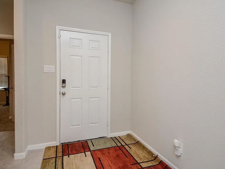 29623 Juniper Ct — Photo 5