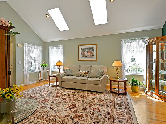 3rd image of 188 Scenic Lake Dr