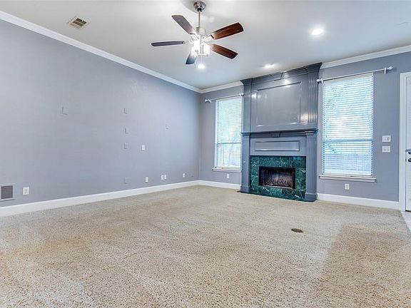 2nd image of 36 Royal Oaks Cir
