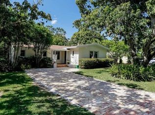 6891 SW 76th Ter, South Miami, FL 33143