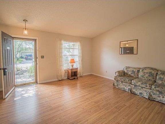 5th image of 966 N Jerico Dr