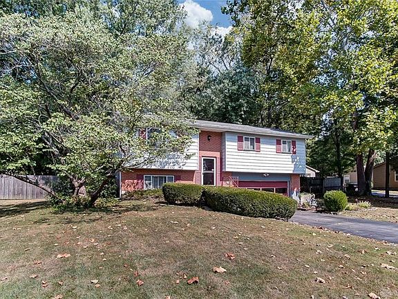 3rd image of 3582 Cedarwood Ln