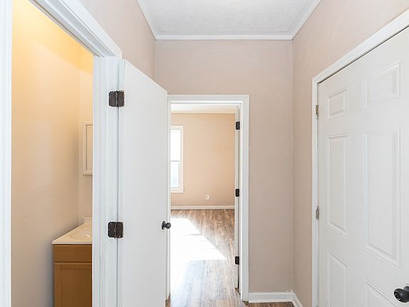 4th image of 1516 Prospect Ave