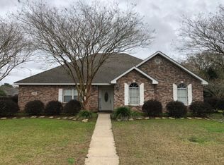 1218 Empress Rd, Lake Charles, LA 70611