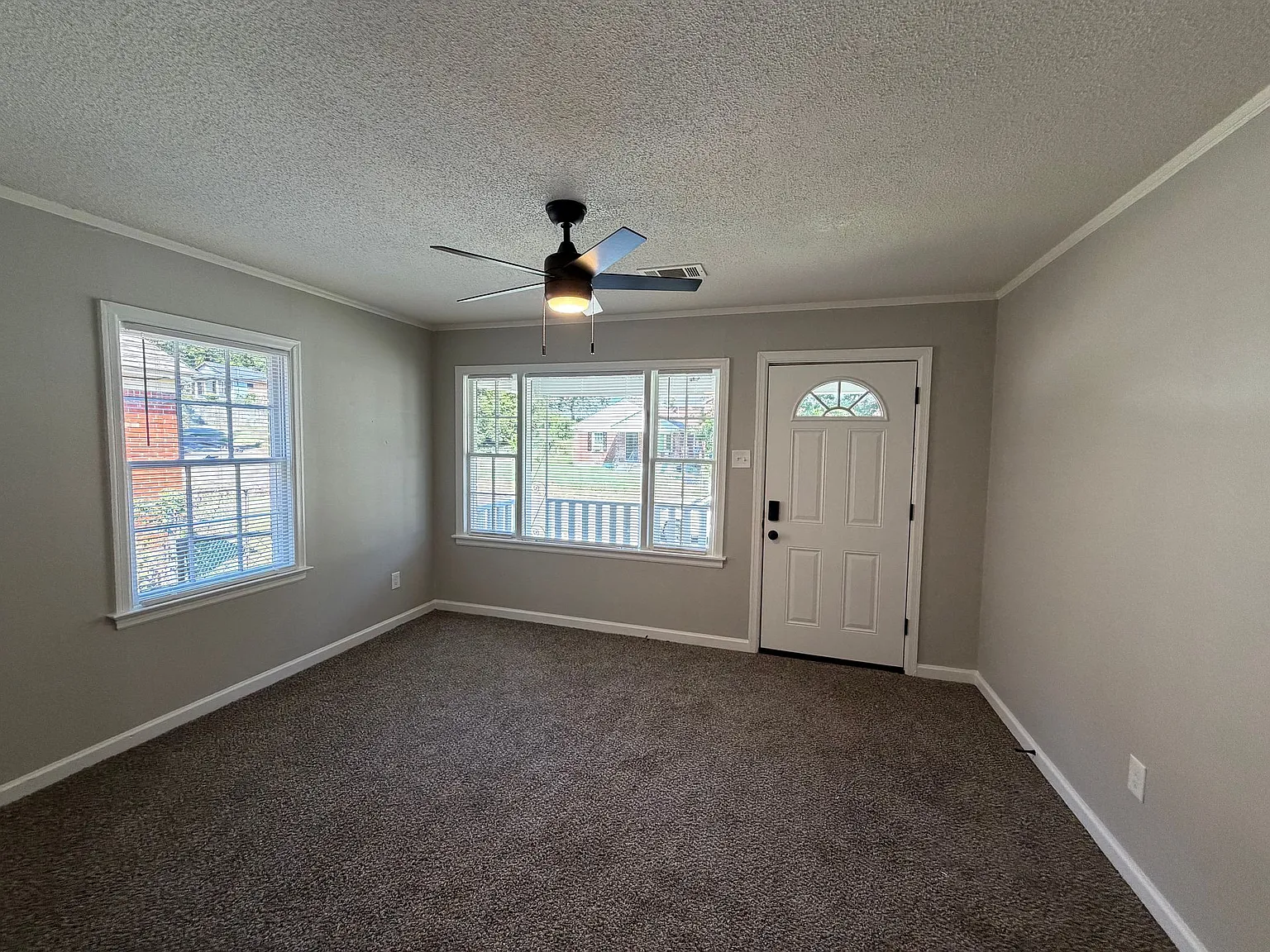203 1st Avenue — Photo 2