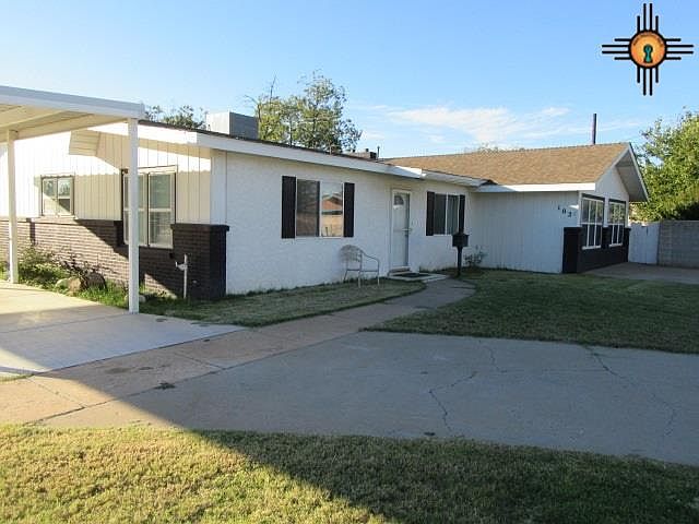 1st image of 102 W Mesa Dr