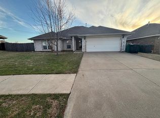 11028 NW 101st St, Yukon, OK 73099