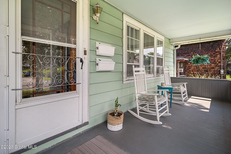 2nd image of 23 Hamilton Avenue