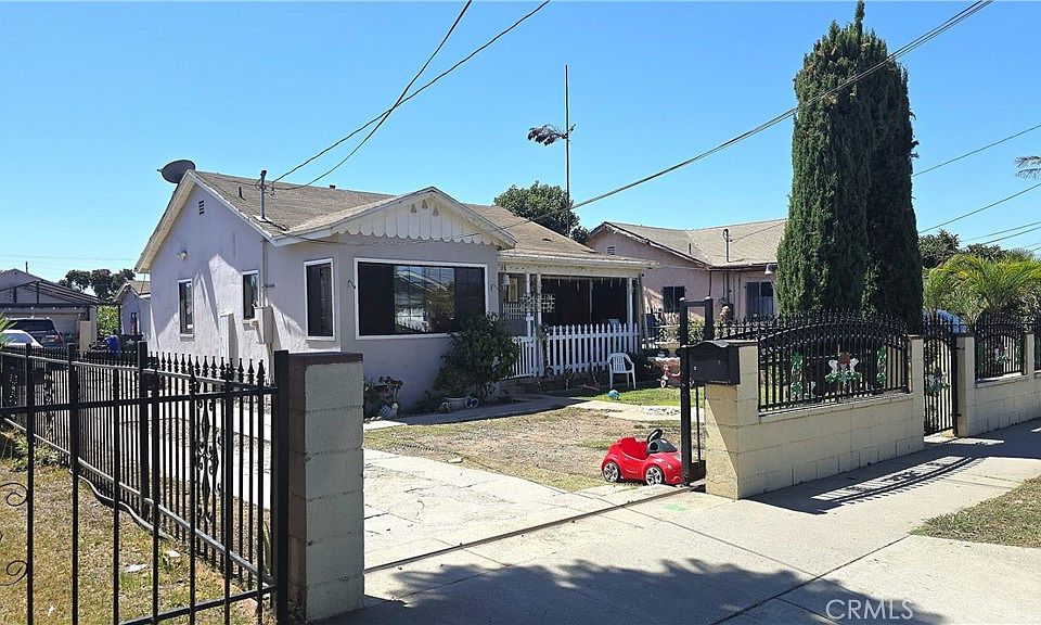 1st image of 3142 W 112th St