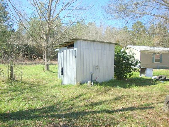 4th image of 1445 County Road 400