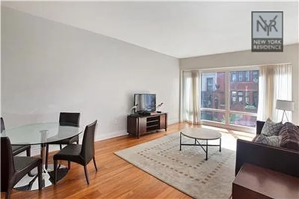 Rented by New York Residence | media 16