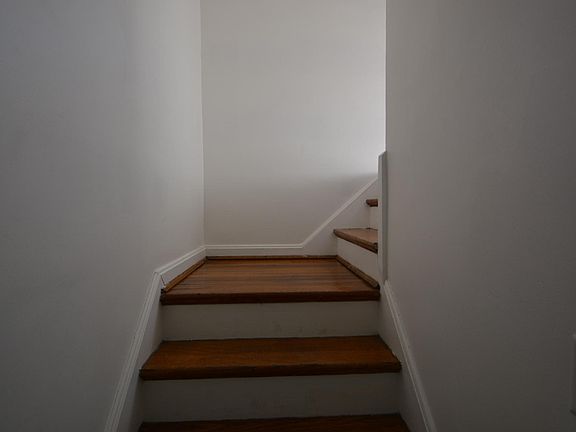 3rd image of 6237 Lisbon Ave #2