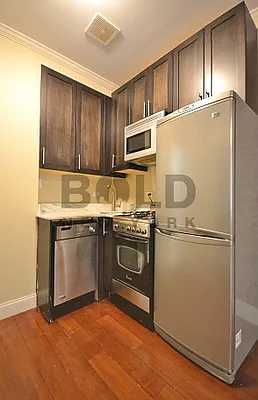 Rented by Bold New York | media 14