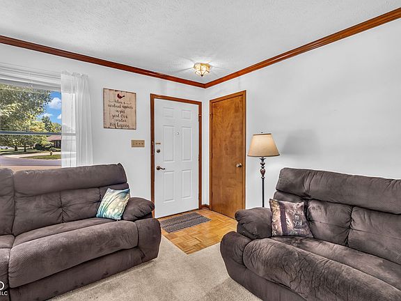 5th image of 742 Eagle Pkwy #21