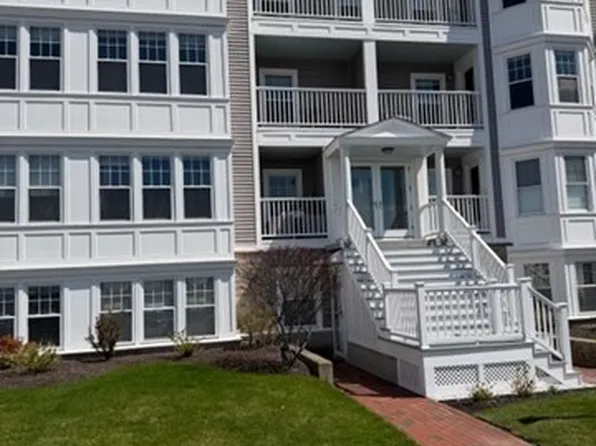 15 Park Ave Unit 107, Hull, MA 02045