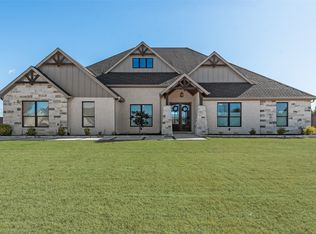 3070 Stonebriar Dr, Waxahachie, TX 75165