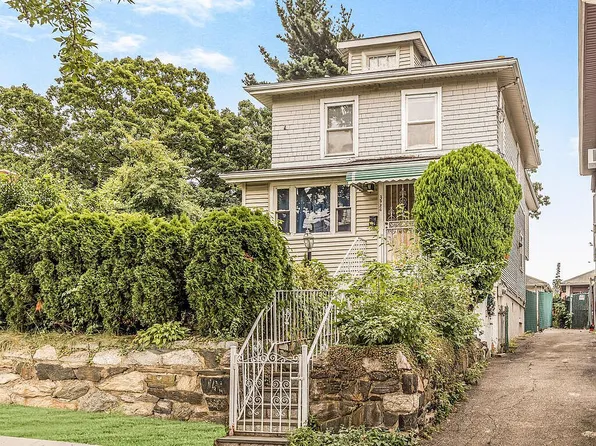 3924 Pratt Ave, Bronx, NY 10466