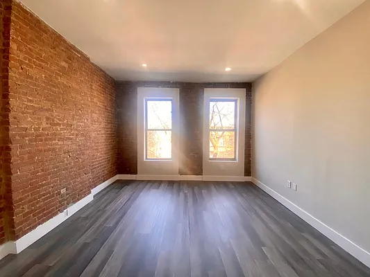 Rented by Dream Space Realty | media 15