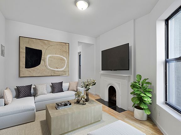 4th image of 156 Columbus Ave APT 4S