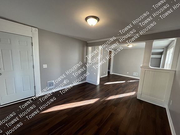 3rd image of 125 Edison Ave #1
