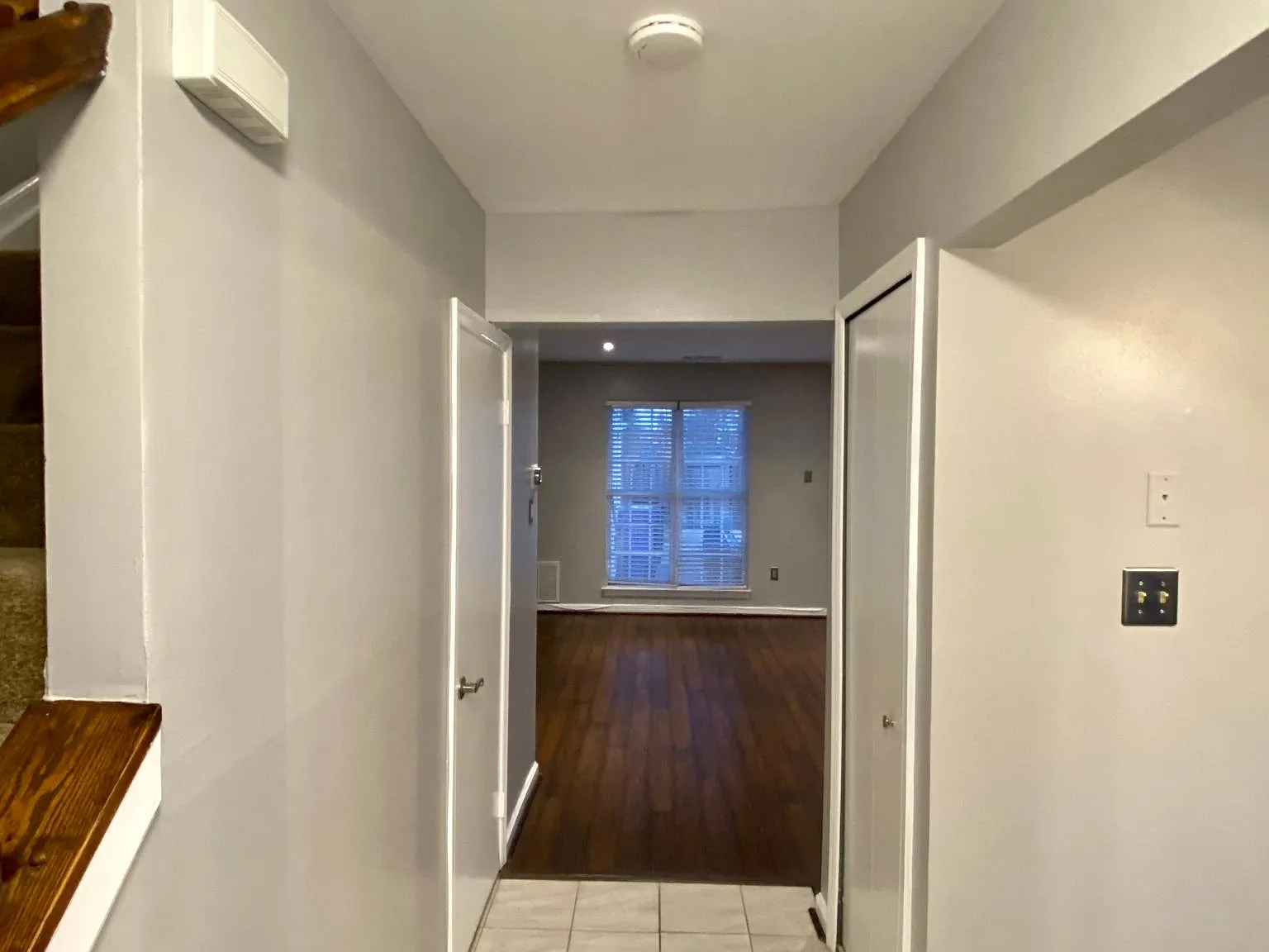 3 bed, 1.5 bath, 1120 sqft, $2,950 — Photo 2