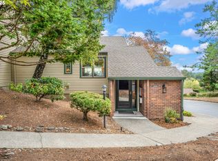 12625 SW Prince Edward Ct APT B, King City, OR 97224