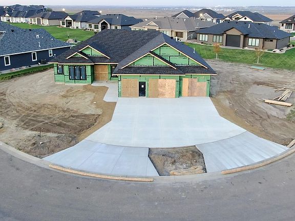 3rd image of 6210 Heritage Ridge Rd