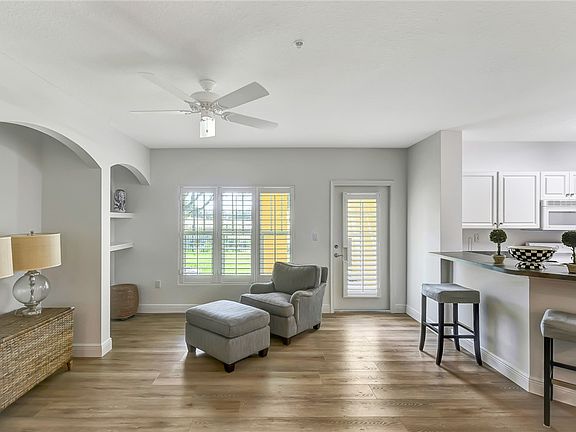5th image of 5015 Fairways Cir APT A104