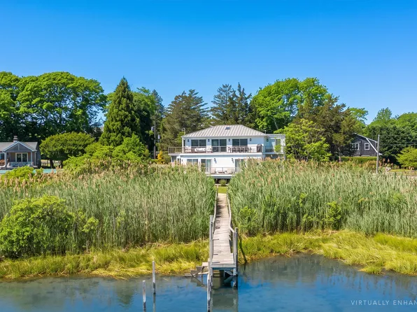 60 Harbor Dr, Sag Harbor, NY 11963