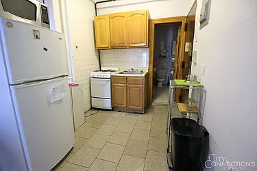 Rented by City Connections Realty