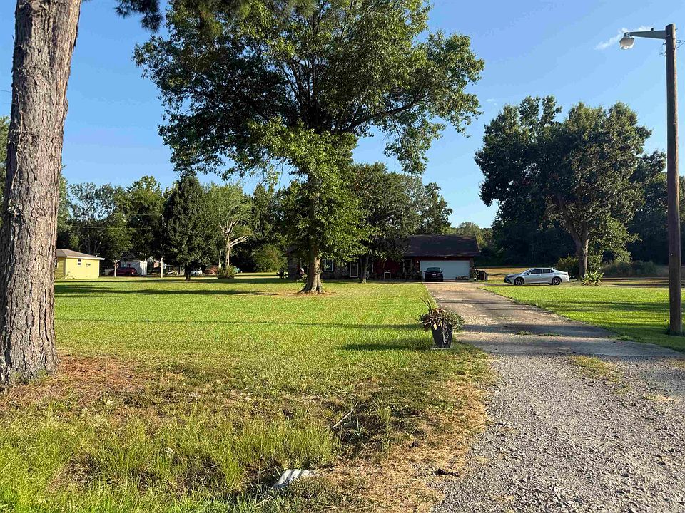 2nd image of 67 Friendship Rd