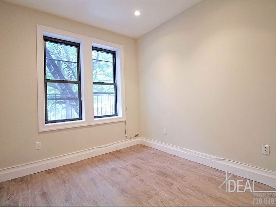1st image of 10213 Corona Ave #2