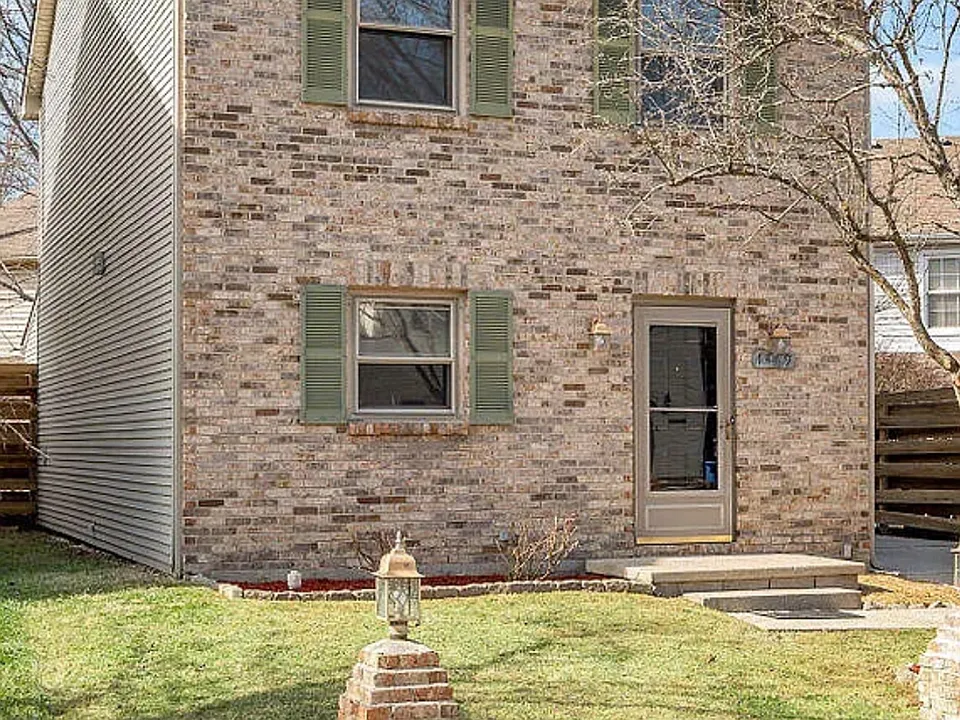 1469 Deer Lake Cir