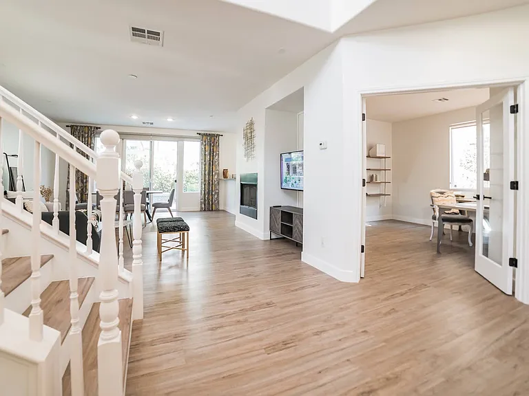 10470 Sky Gate St — Photo 7