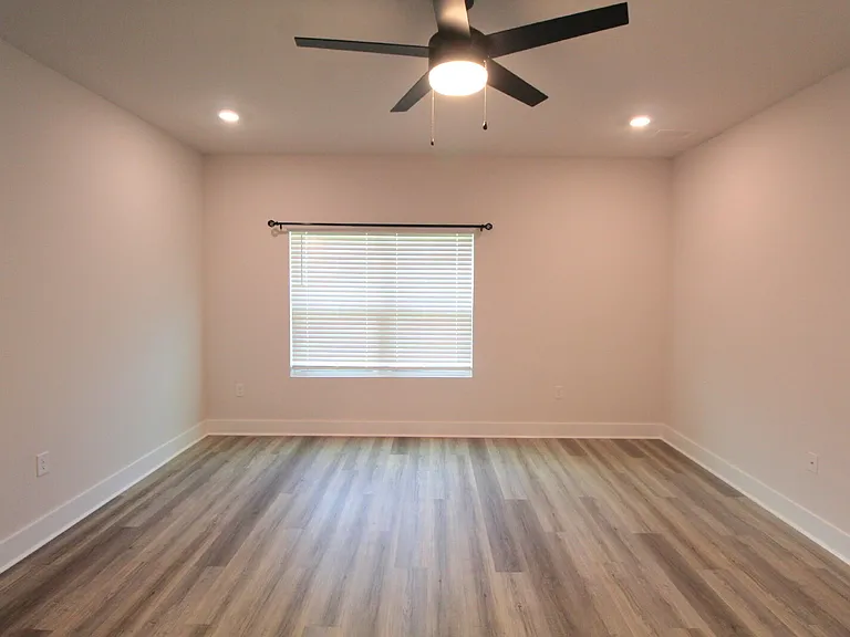 3111 Silver Maple Dr — Photo 8