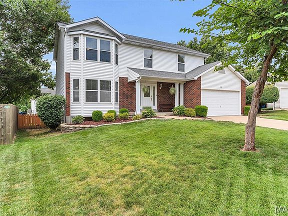 3rd image of 10 Silverdale Ct