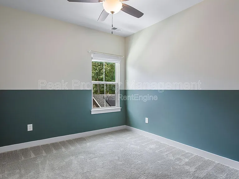 1633 Bilder Ct — Photo 19