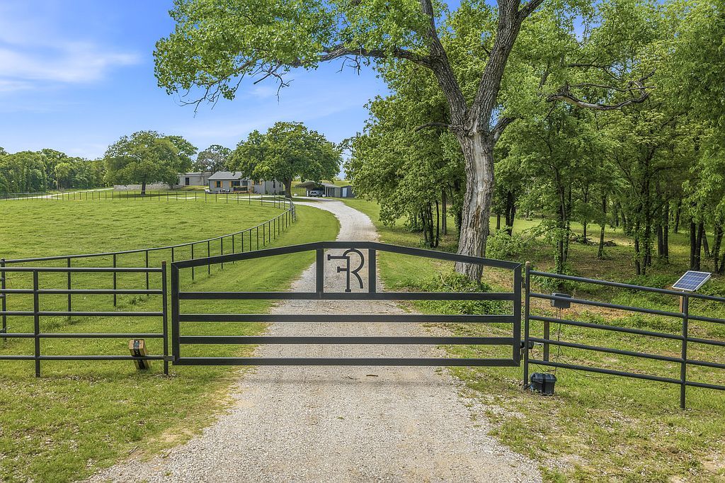 9774 S State Highway 76 - Property Image