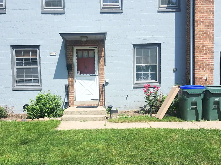 5610 Badger Ct — Photo 1