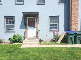 5610 Badger Ct #5606, Greendale, WI 53129