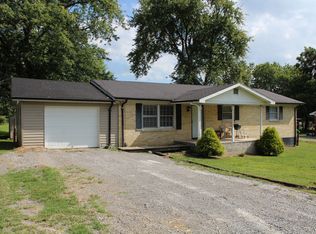 612 Poss St, Smithville, TN 37166