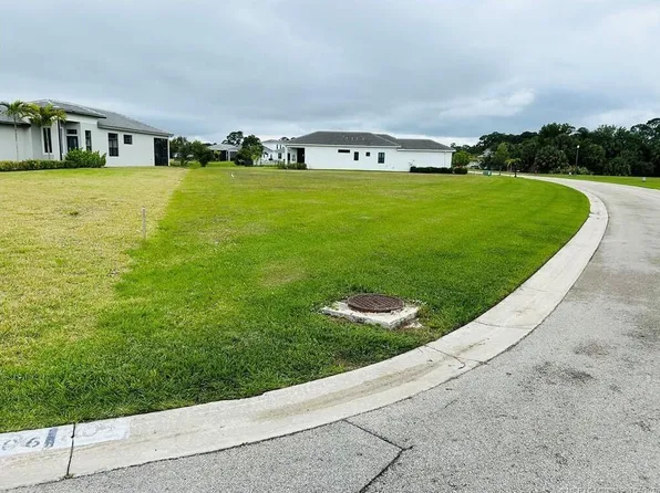 156 SE Via Bisento, Port St Lucie, FL 34952