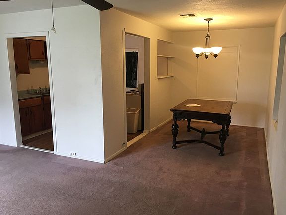 4th image of 4105 Redwood St