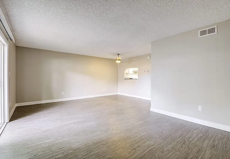Sixty58 Townhomes — Photo 8