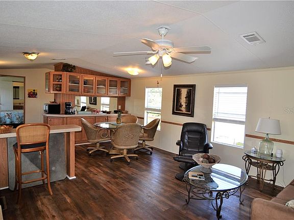 2nd image of 2823 Bayberry Ave