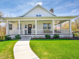 1584 S Shore Dr, Holland, MI
